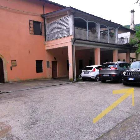 Castellana House